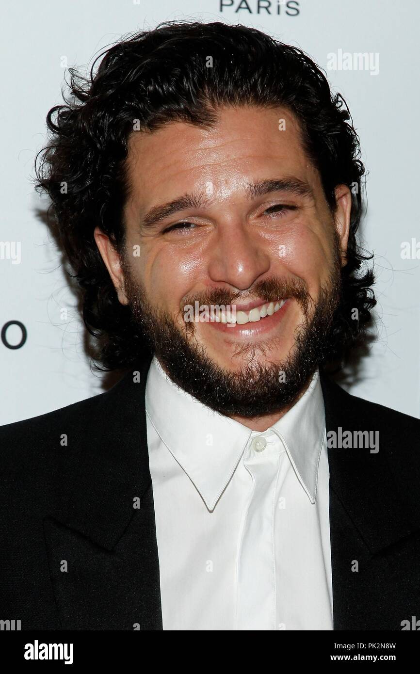 Toronto, ON. Decimo Sep, 2018. Kit Harington presso gli arrivi per la morte e la vita di John F. DONOVAN Premiere al Toronto International Film Festival 2018, Winter Garden Theatre, Toronto, il 10 settembre 2018. Credito: JA/Everett raccolta/Alamy Live News Foto Stock