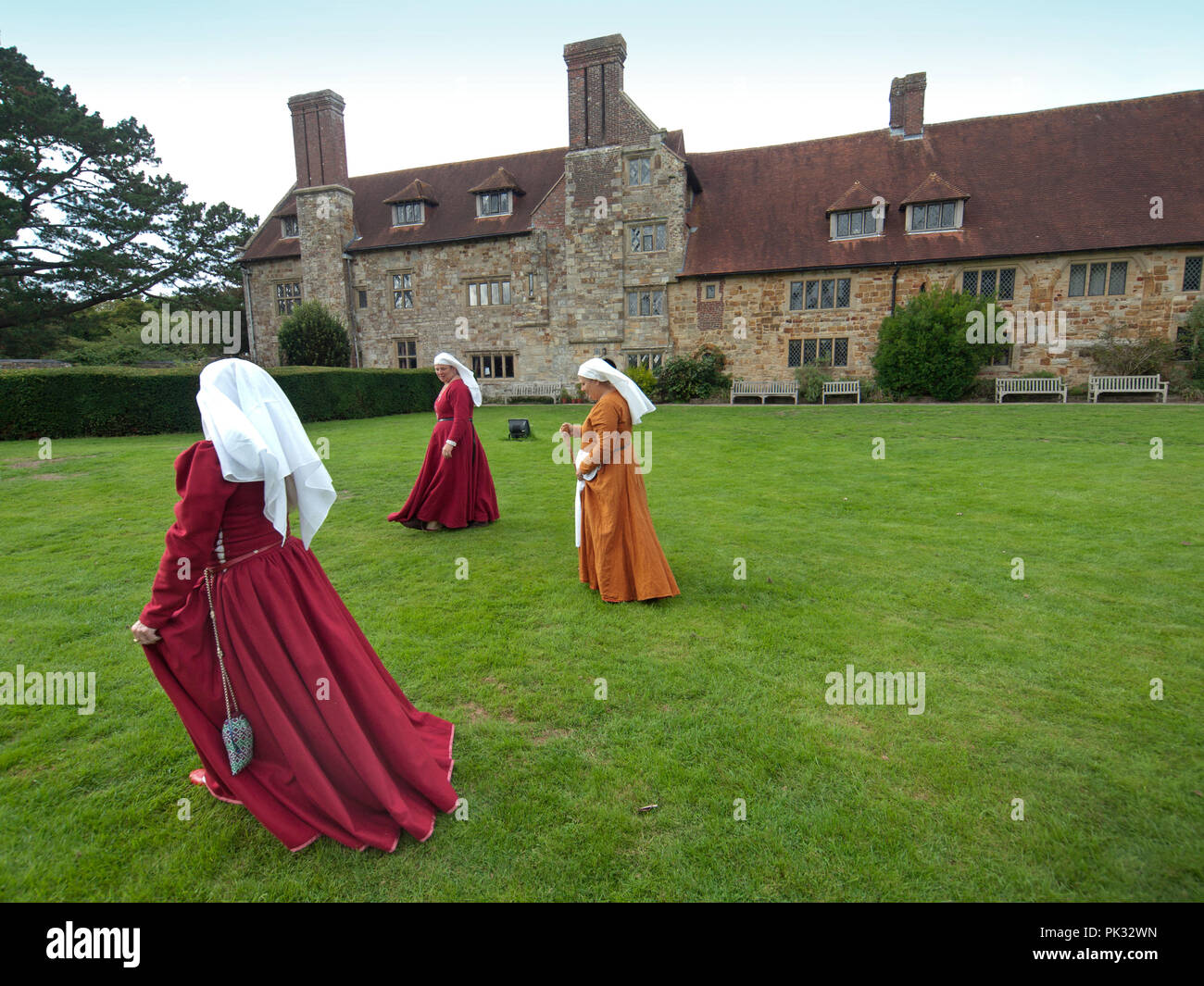Una fiera medievale a Mitchelham Priory, East Sussex Foto Stock