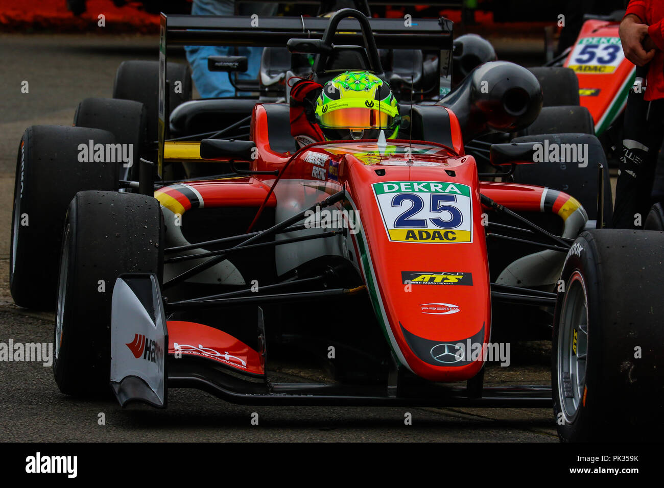Mick Schumacher, figlio di sette volte la Formula 1 Campione Michael, nel campionato FIA di Formula 3 del campionato europeo, la guida per la Prema Powerteam. Foto Stock