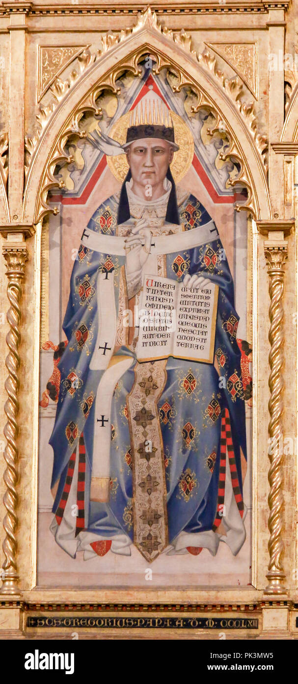 Pittura dettagliata di Papa san Gregorio I o di san Gregorio Magno presso la Basilica di Santa Croce, Firenze, Italia. Foto Stock