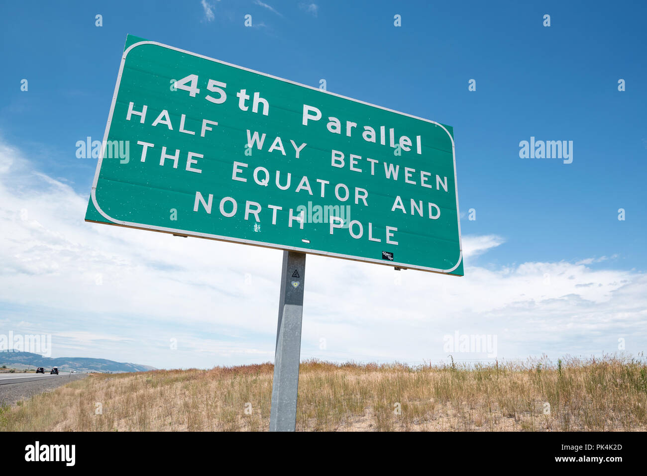 Quarantacinquesimo parallelo segno lungo la Interstate 84 nella parte orientale della Oregon. Foto Stock