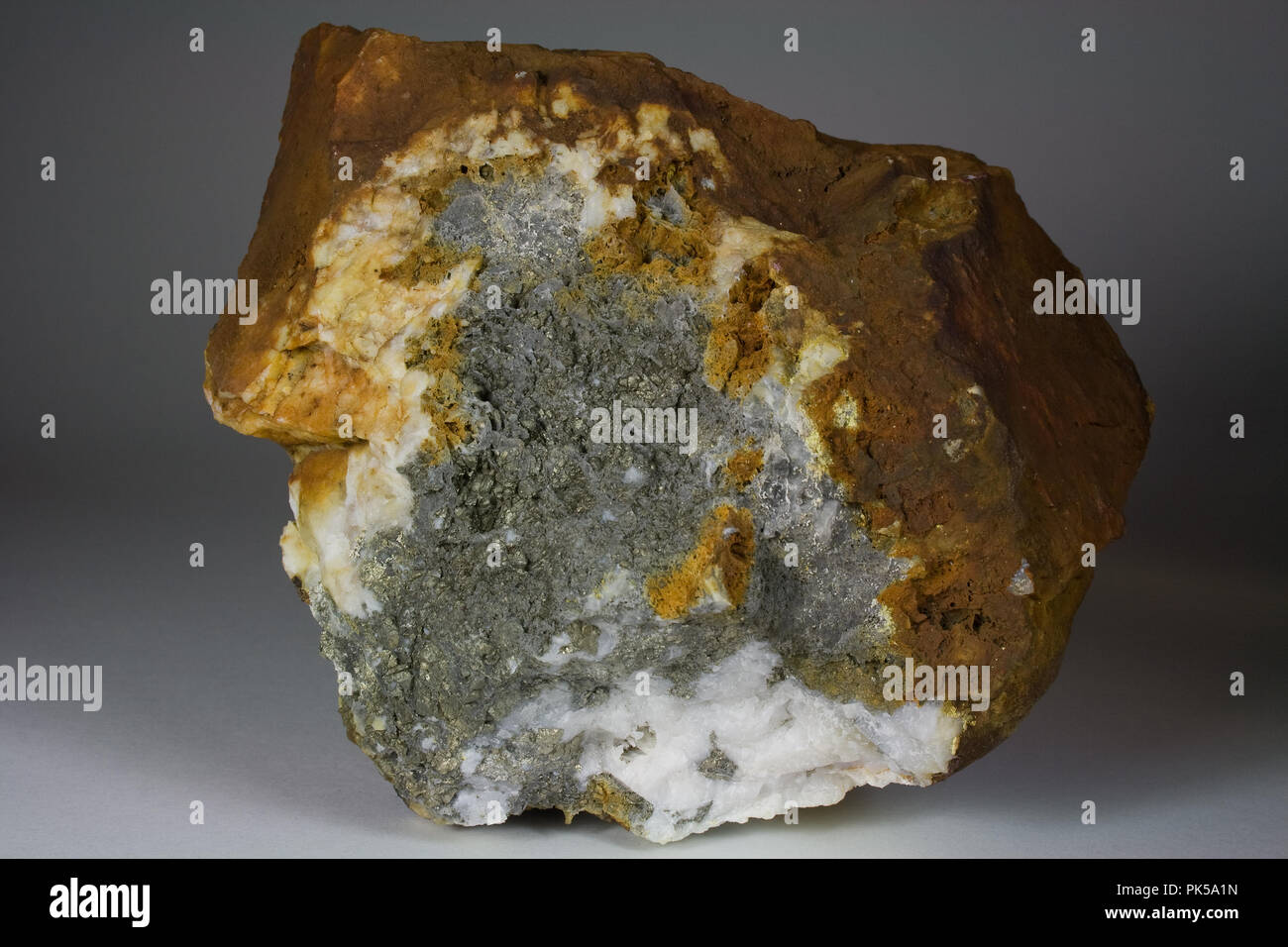 Super Multisistema argento / minerale di oro - si trova vicino Philpsburg, Montana USA Foto Stock
