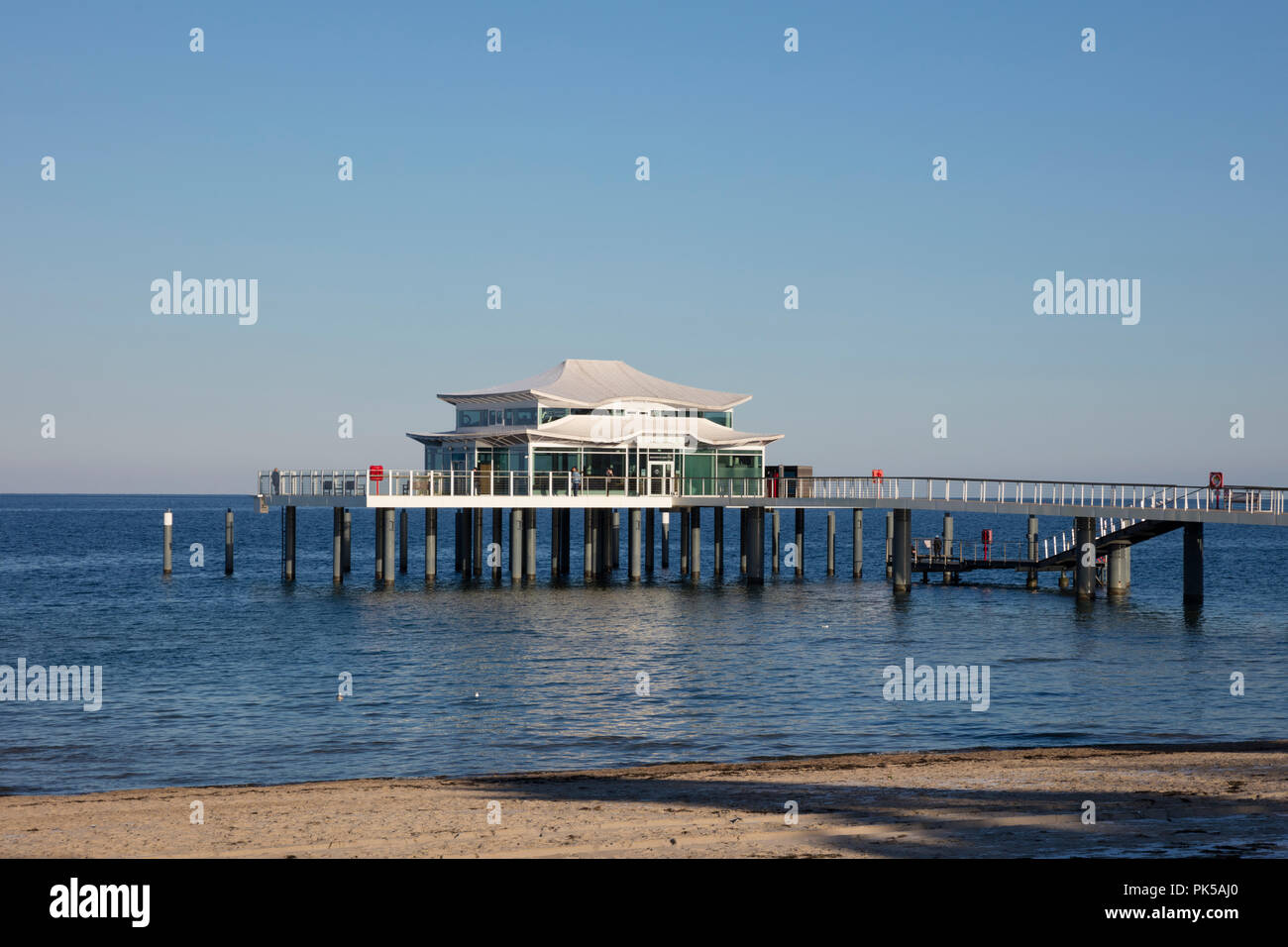 Teahouse presso il Mar Baltico, Timmendorfer Strand, Lubecca Bay, Schleswig-Holstein, Germania, Europa Foto Stock