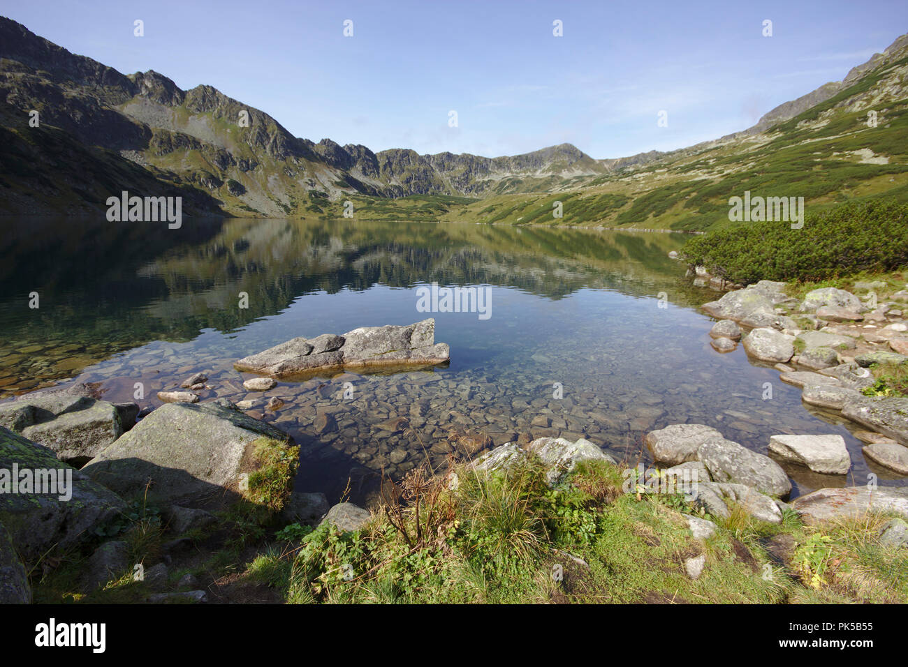 Lago Wielki Staw Polski nella Valle dei Cinque Laghi Polacco, Polonia, Monti Tatra Foto Stock