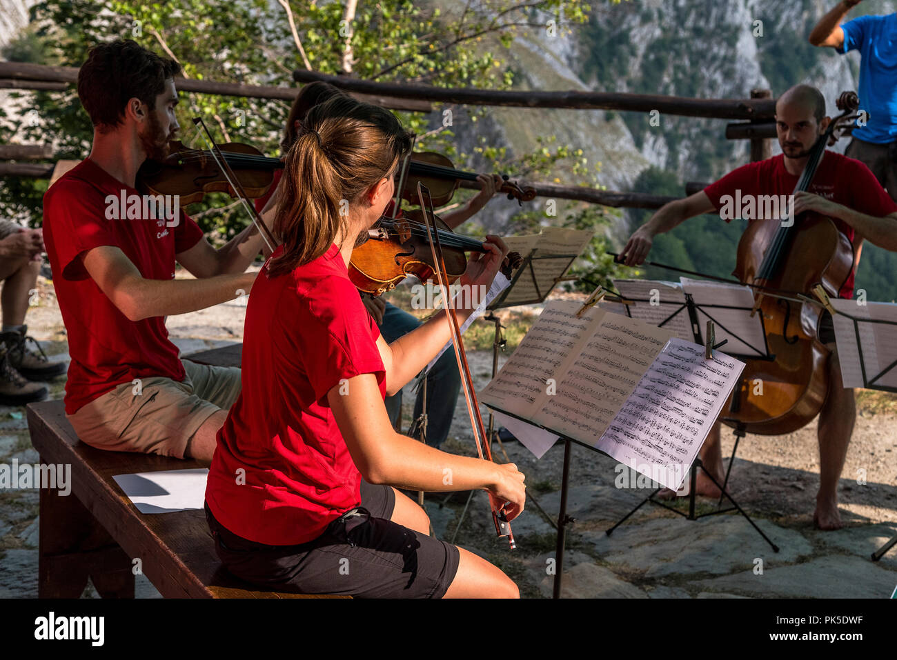 Toscana la musica classica in rifugio Nello Conti ai Campaniletti Festival " Musica sulle Apuane " Foto Stock