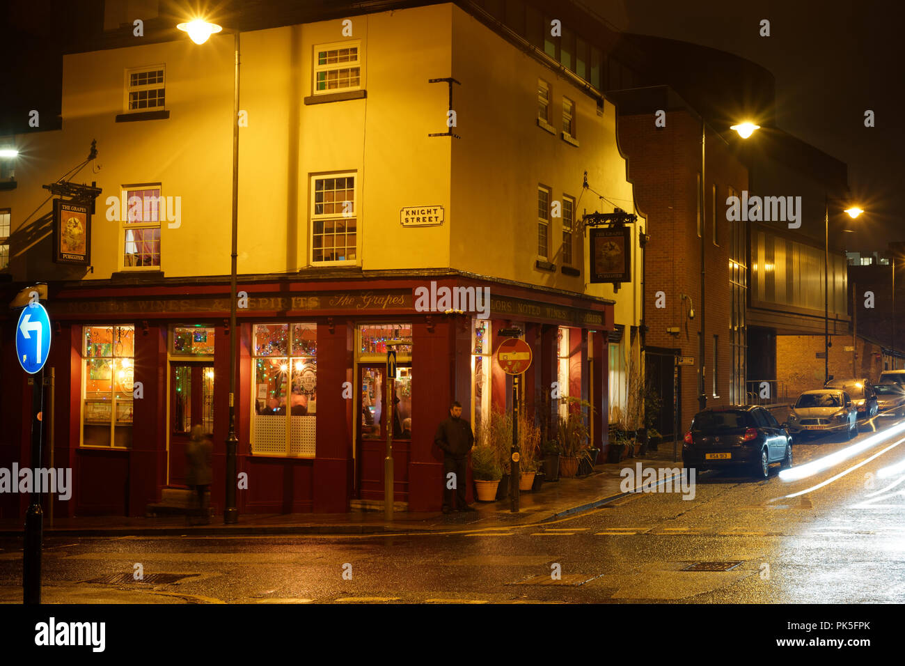 Le uve Public House, Cavaliere St, Liverpool. Non deve essere confuso con le uve in Matteo San immagine presa nel febbraio 2018. Foto Stock