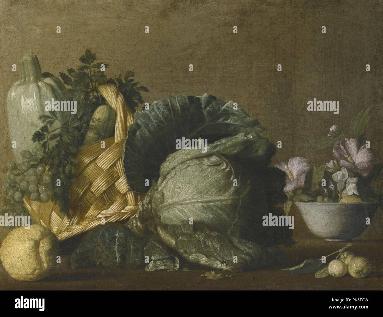 Bernardo Strozzi - ancora una vita con un midollo, una zucchina e uve in un cesto di vimini, accanto a un cavolo, limoni e fiori in un vaso. Foto Stock