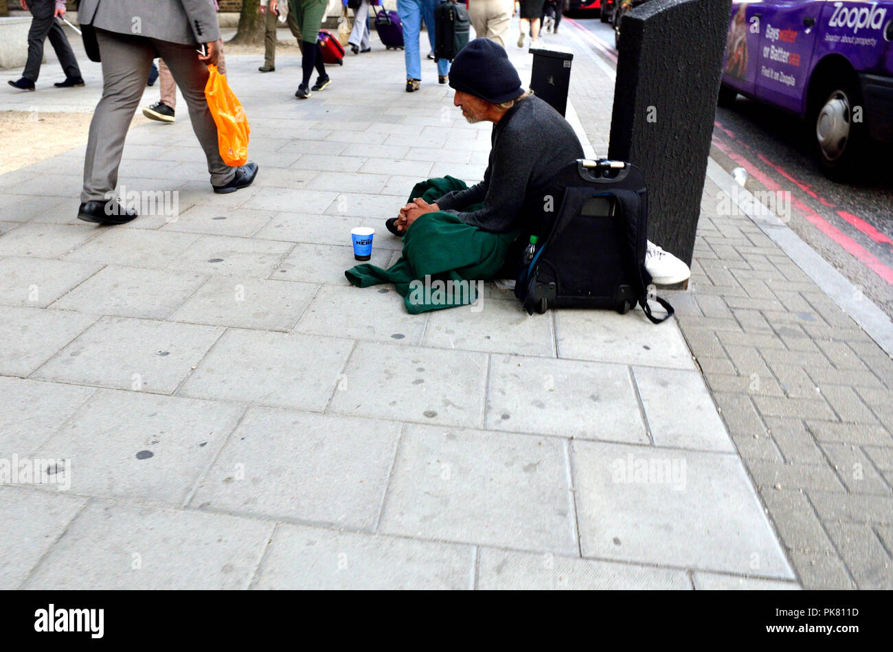 Senzatetto in Street, Londra, Inghilterra, Regno Unito. Foto Stock