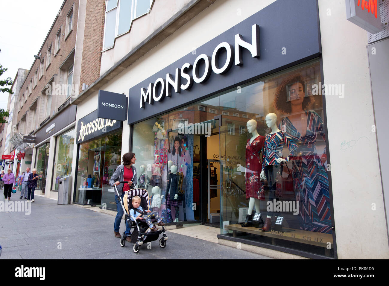 Monsoon store Foto Stock