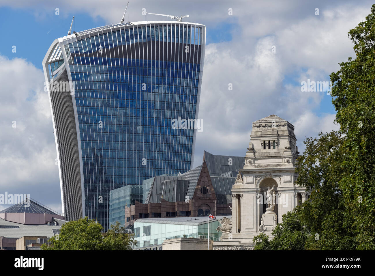 20 Fenchurch Street grattacielo soprannominato 'il' Walkie-Talkie, Londra England Regno Unito Regno Unito Foto Stock