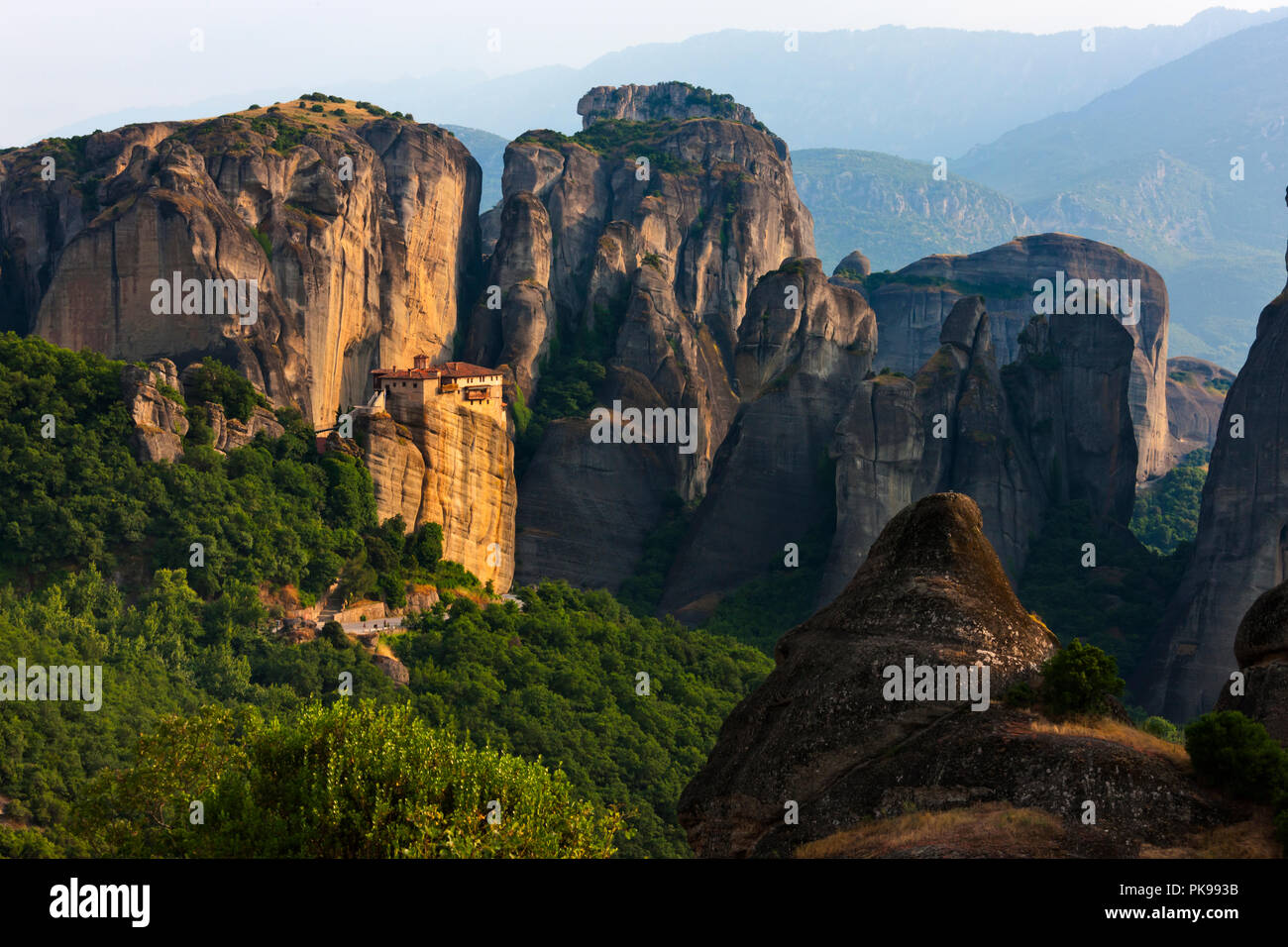 Monastero di Roussanou, Meteora, Grecia (Patrimonio Mondiale dell'UNESCO) Foto Stock