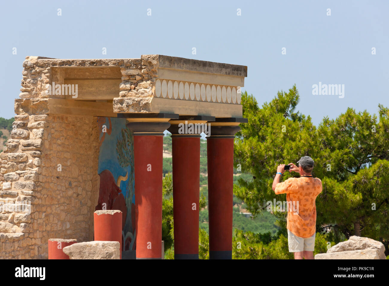 Turistico a palazzo minoico di Cnosso, Creta, Grecia Foto Stock