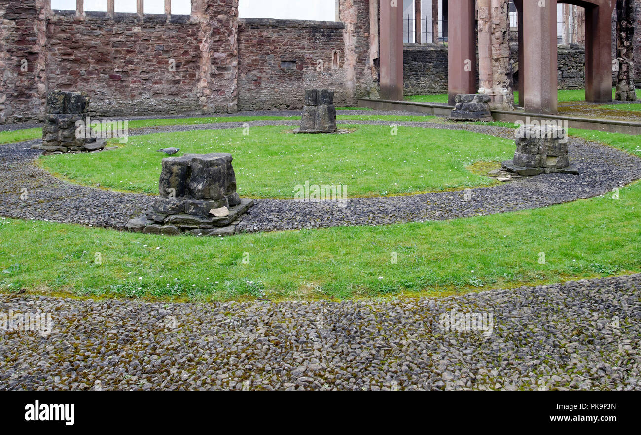 Temple Church, Victoria Street, Bristol che mostra il layout del round di chiesa dei Cavalieri templari Foto Stock