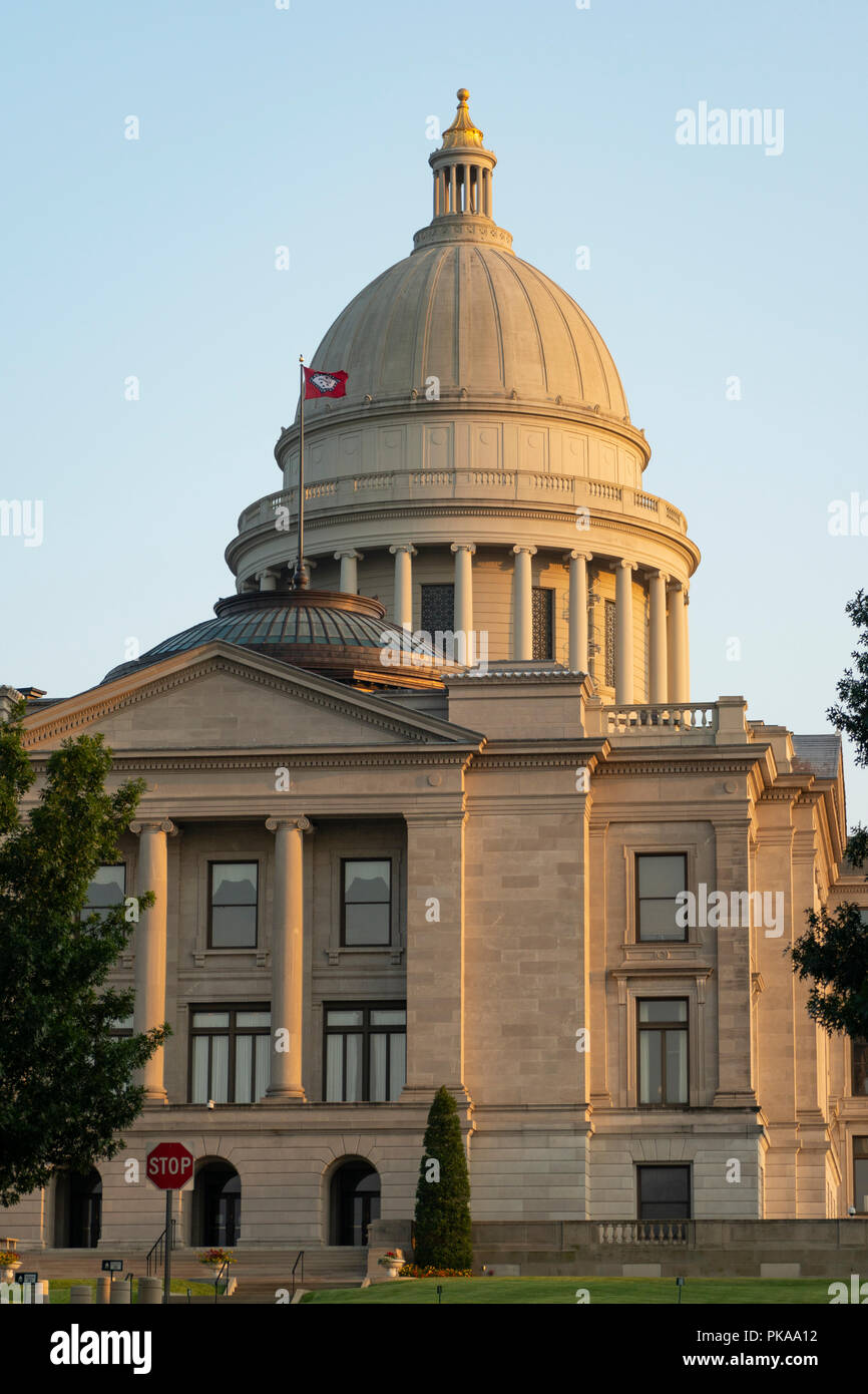 Il prato è stata appena falciata sui terreni del Campidoglio in Downtown Little Rock, AK Foto Stock