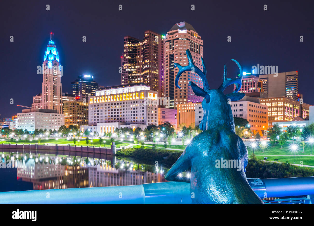 Columbus, Ohio, Stati Uniti d'America. 9-11-17: bella columbus skyline notturno Foto Stock