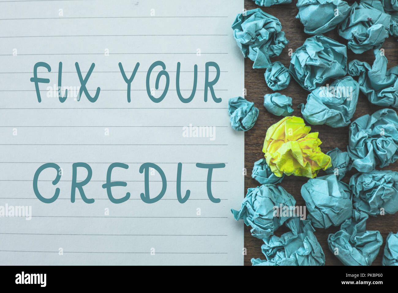 Conceptual la scrittura a mano che mostra a riparare il vostro credito. Business photo testo mantenere saldi bassa su carte di credito e altri enti. Foto Stock