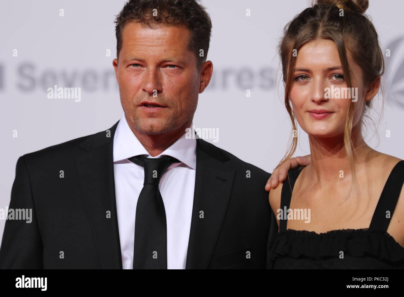 Berlino, Germania. Settembre 11,2018. Til Schweiger e Lilli Schweiger frequentare la premiere del film 'Klassentreffen 1.0 - Die unglaubliche Reise der Silberruecken' in corrispondenza del CineStar su Settembre 11, 2018 a Berlino, Germania è una commedia di Til Schweiger. Contenuto: Trenta anni fa, Nils (Samuel Finzi, Andreas (Milano) Peschel e Thomas (Til Schweiger) si è laureato dalla High School, ora le tre anni quaranta sono invitati ad una riunione di classe. Credito: SAO colpito/Alamy Live News Foto Stock