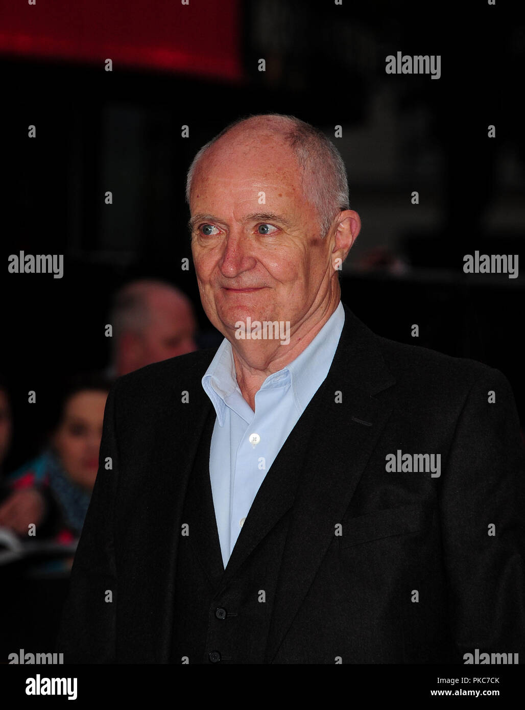 Londra, Regno Unito. Xii Sep 2018. Jim Broadbent frequentando la Premiere mondiale del re dei ladri al La Vue West End Leicester Square Londra 12 settembre 2018 Credit: Peter Phillips/Alamy Live News Foto Stock