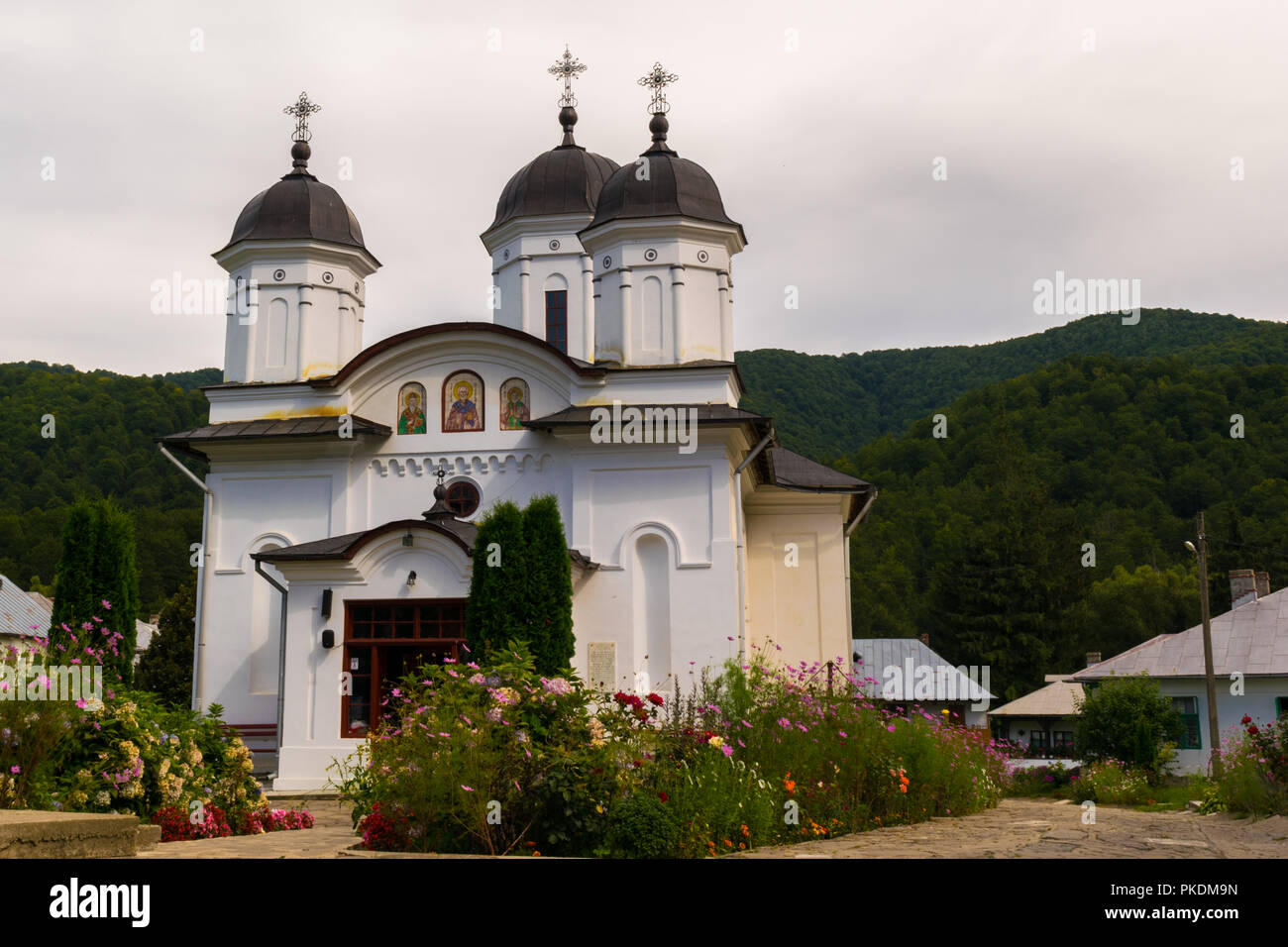 Maneciu, Romania - Agosto 15, 2018: bella immagine di Suzana Monastero Maneciu, Prahova, Romania. Foto Stock