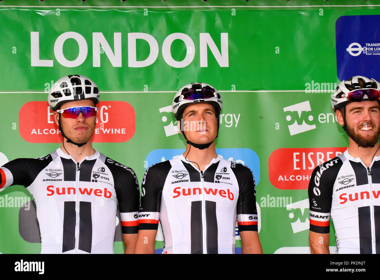 Del team La Ragnatela Solare all'OVO Energy Tour della Gran Bretagna cycle race, stadio 8, Londra, Regno Unito. Foto Stock