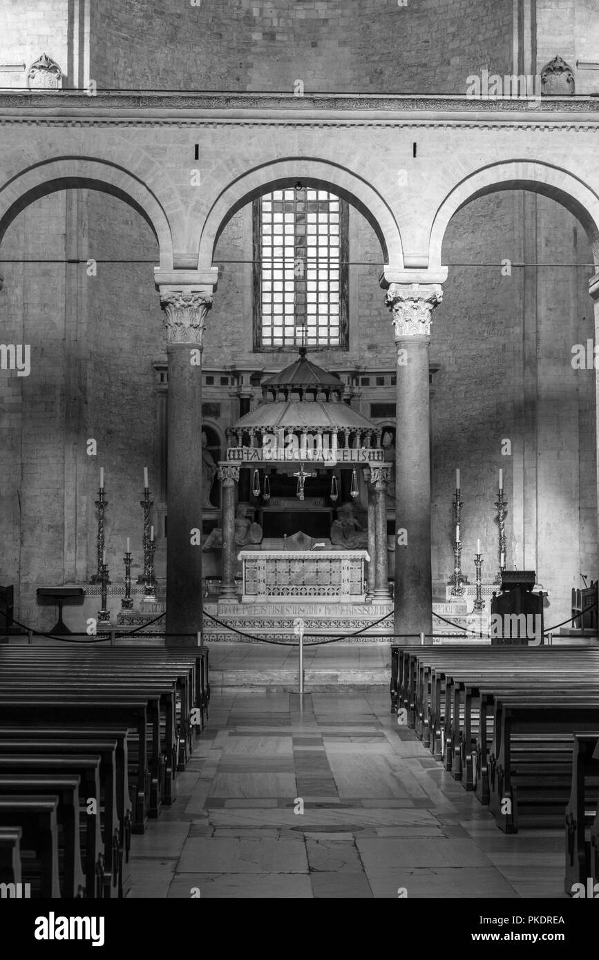 Antica Basilica di San Nicola di Bari Foto Stock