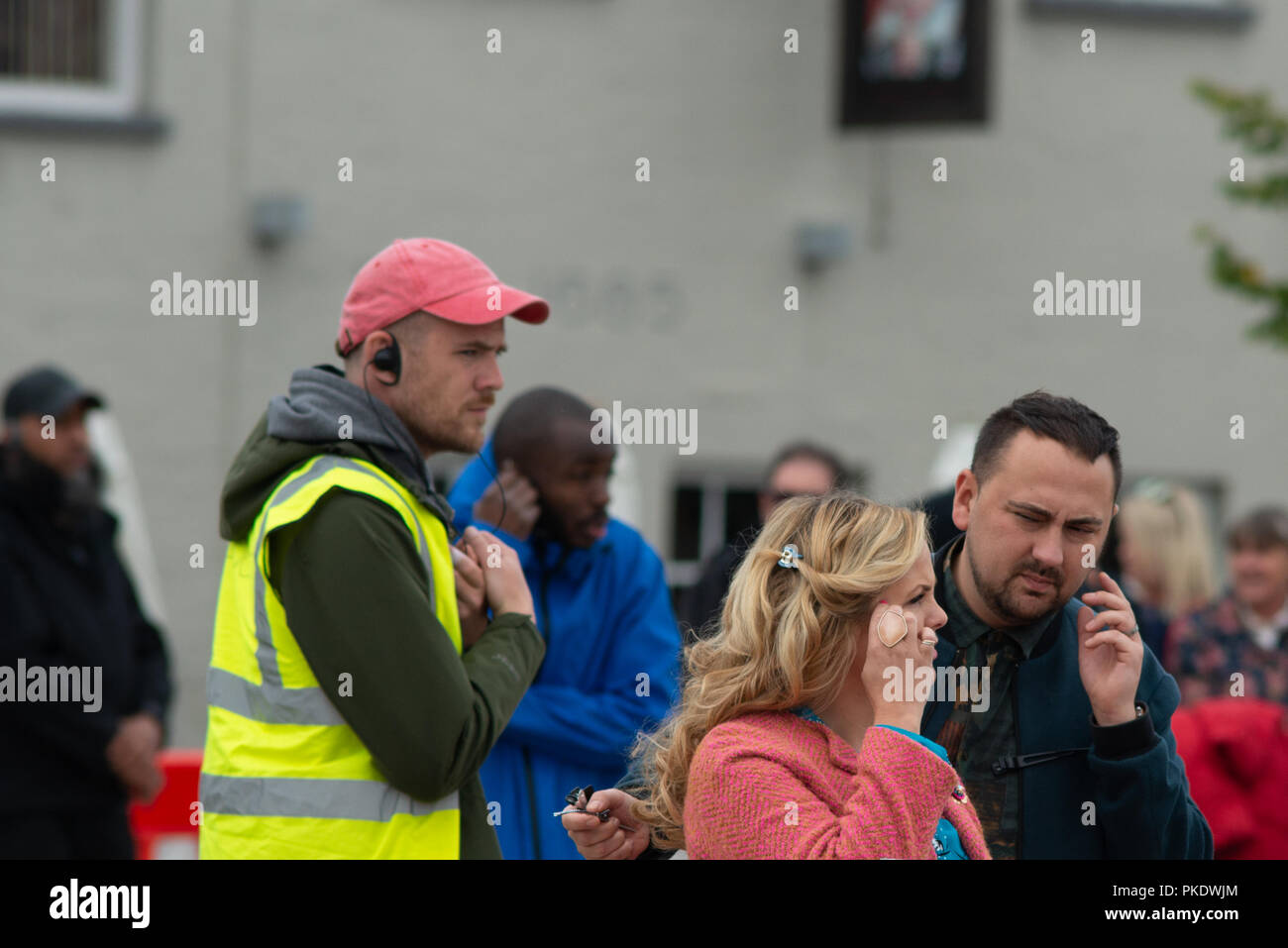 Stratford upon Avon Warwickshire England Regno Unito 12 Settembre 2018 attrice Jo Joyner chi ha interpretato il ruolo di Tanya Branning e croce in Eastenders con troupe sul Foto Stock