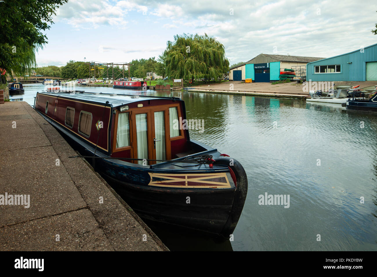 In barca lungo il Fiume Great Ouse a Ely, Cambridgeshire, Inghilterra. Foto Stock