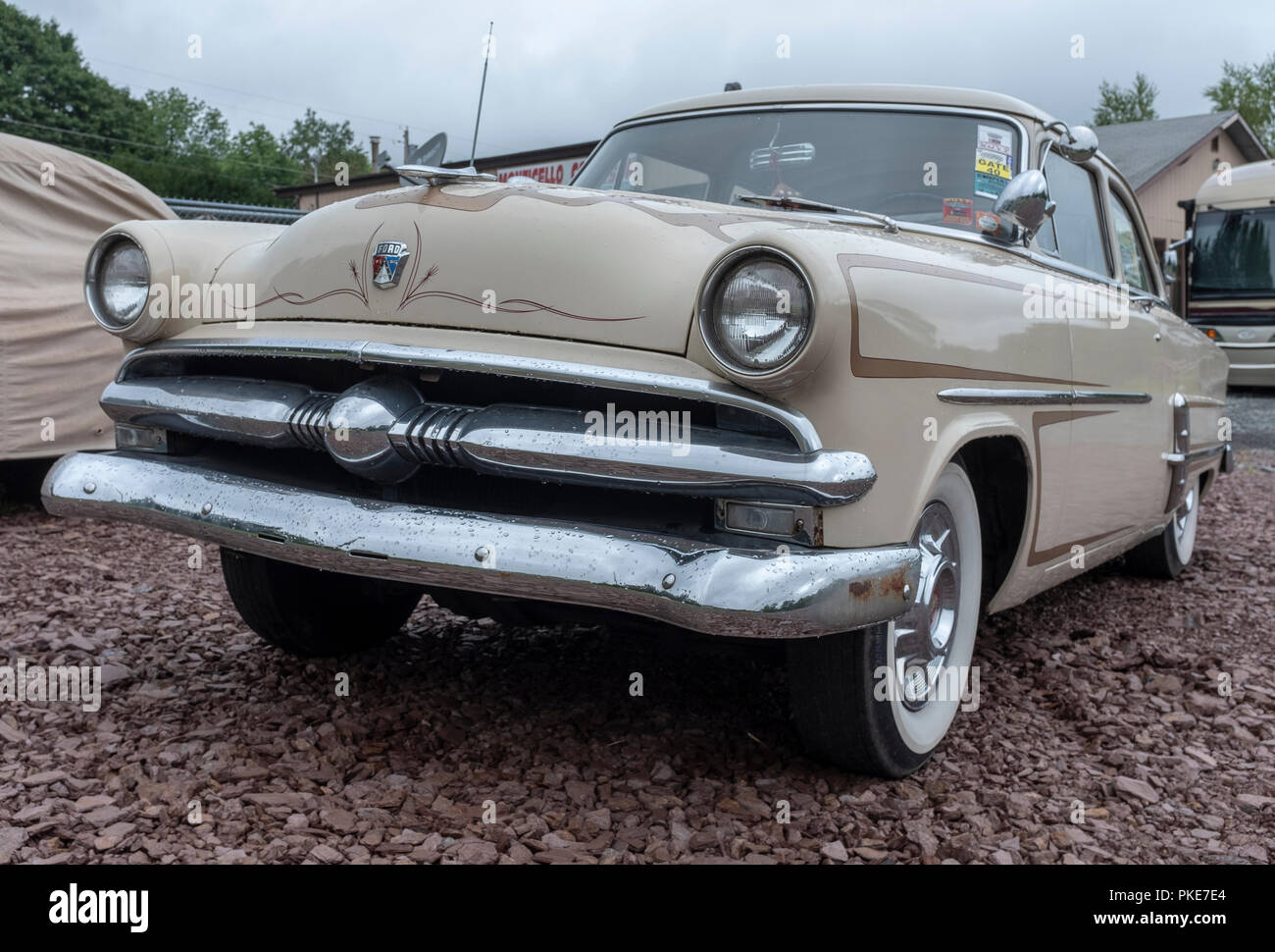 1953 Ford (vecchia scuola) Foto Stock