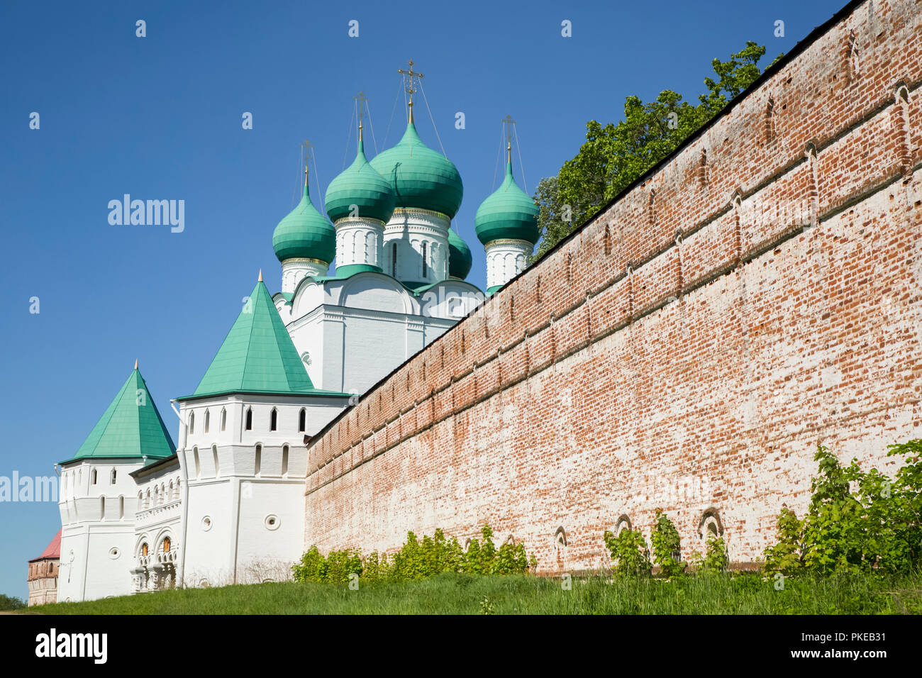 Chiesa di porta e parete, Boris e Gleb Monastero, Golden Ring; Borisoglebsky, Krasnojarsk, Russia Foto Stock