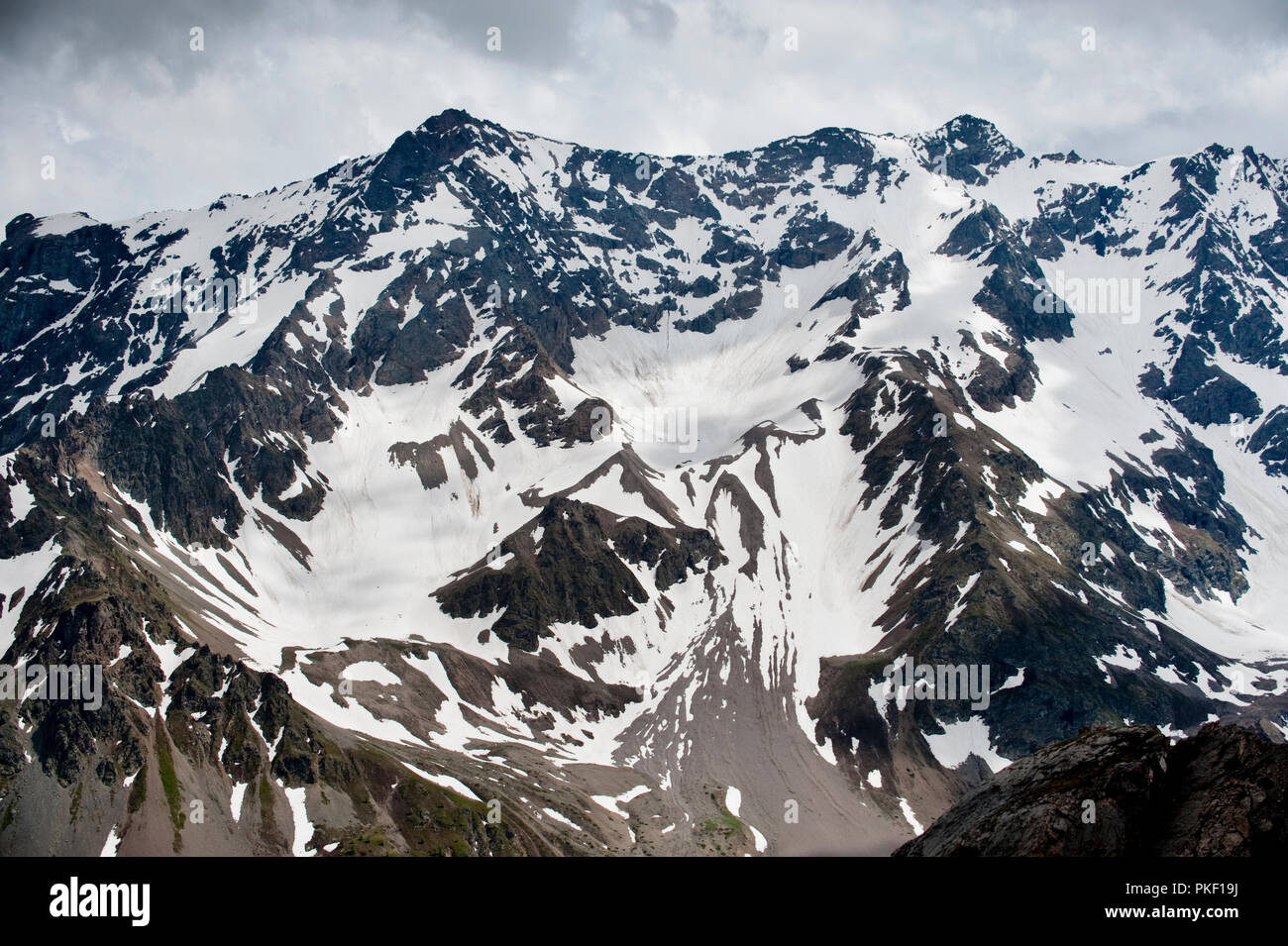 Impressioni delle Alpi francesi dal Col du Lautaret, nelle Hautes Alpes dipartimento (Francia, 14/06/2010) Foto Stock