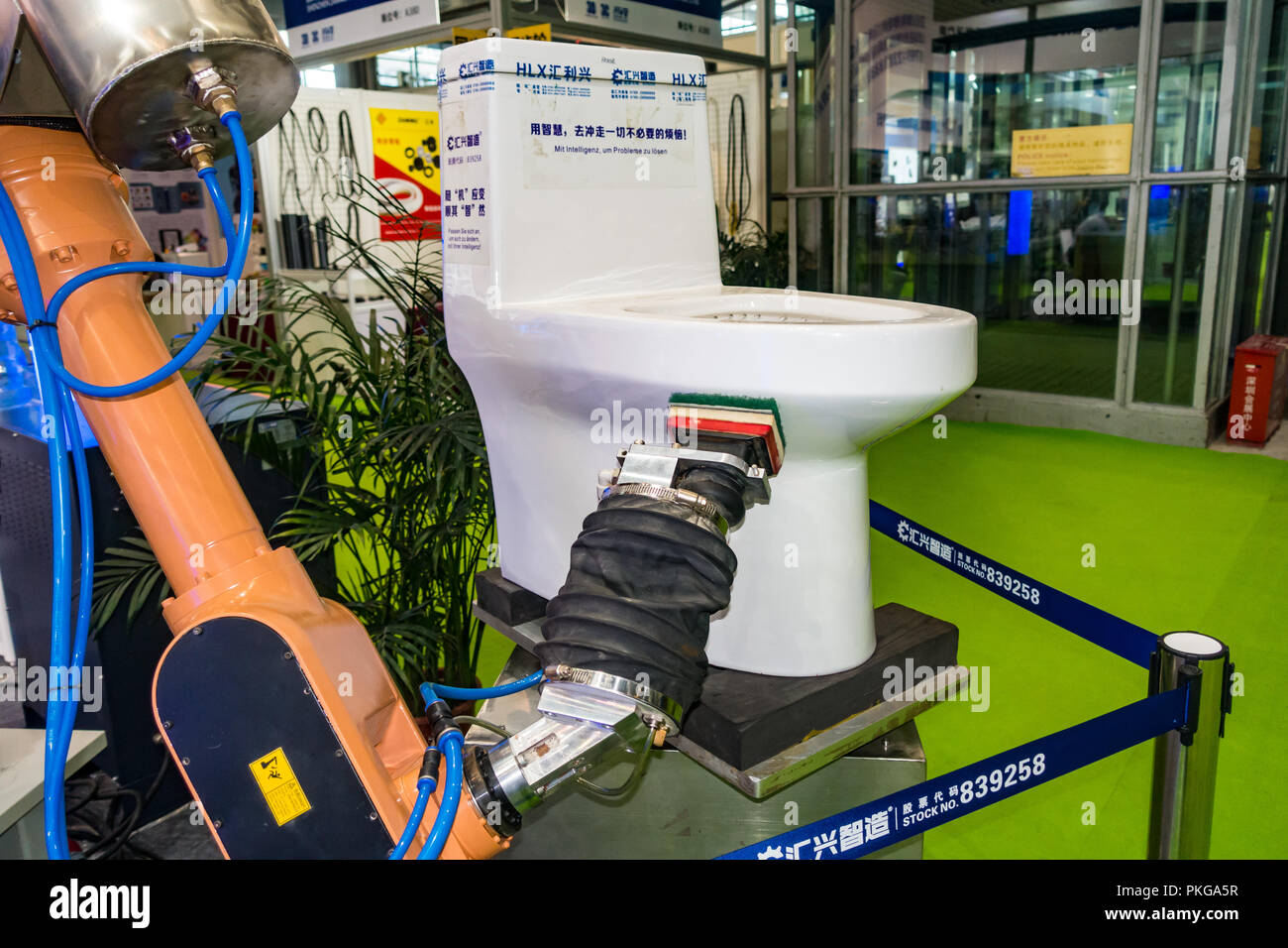 Shenzhen, Cina. 13 Settembre, 2018. La tecnologia di automazione presenta alla Cina l'automazione e la Robotica Exhibition 2018 a Shenzhen, Cina. © Marginon/Alamy Live News. Foto Stock