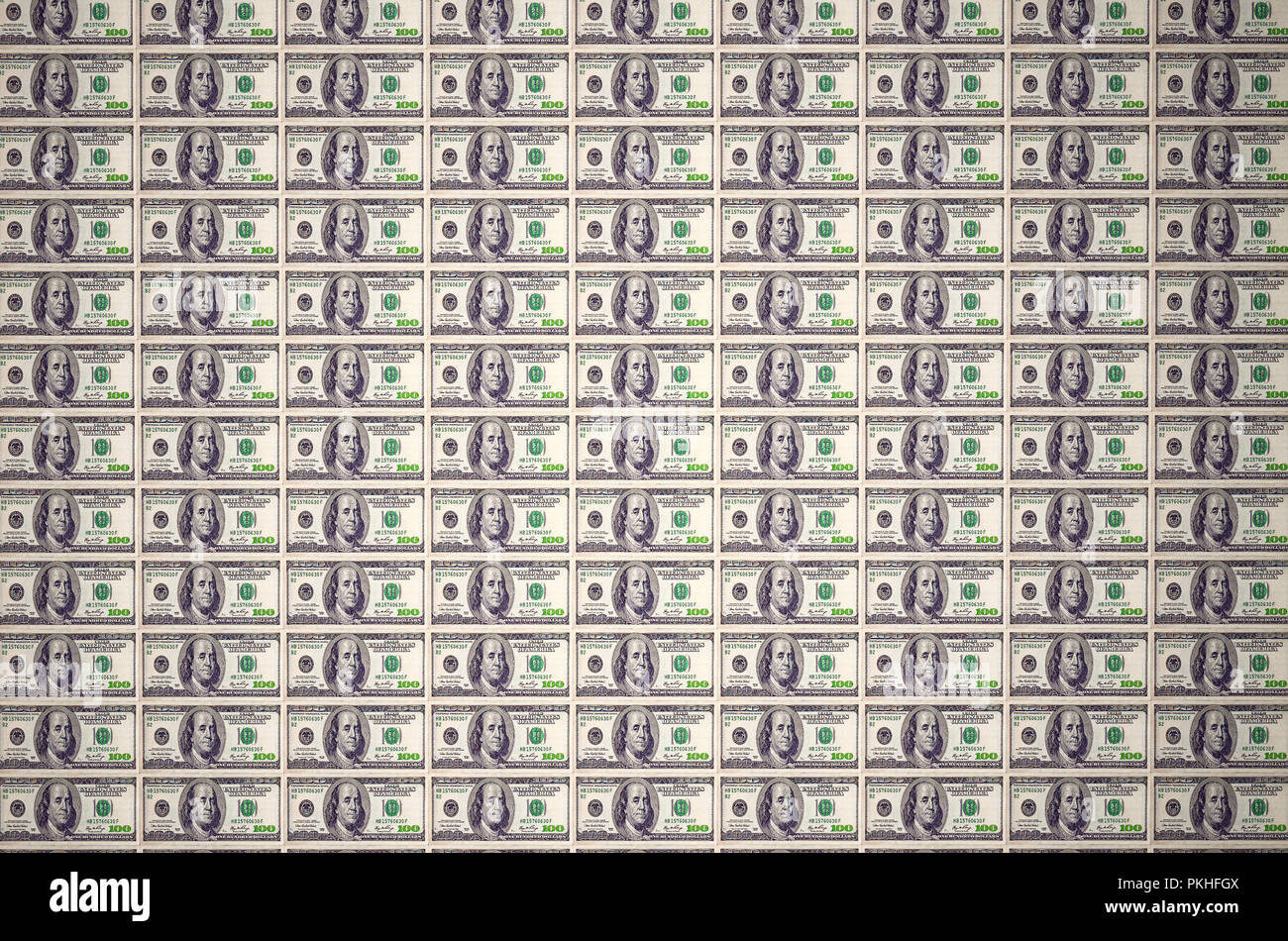 Una pila di un centinaio di noi le banconote con il presidente ritratti. Contanti di centinaia di fatture del dollaro, dollar immagine di sfondo con alta risoluzione. 3D render. Hi Foto Stock
