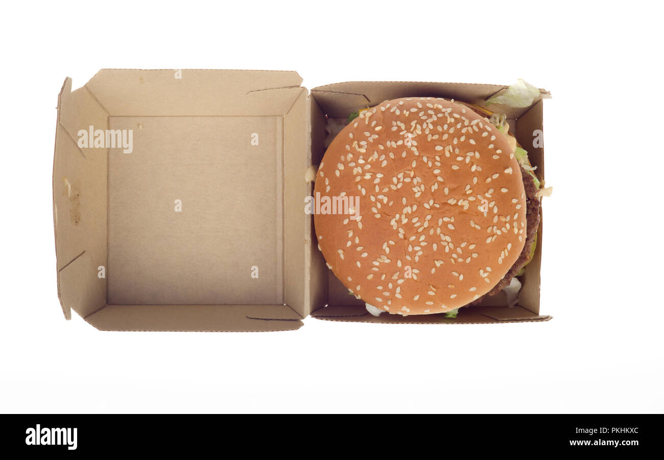 McDonald's Big Mac Cheeseburger in pasti da asporto per andare il fast food scatola contenitore Foto Stock