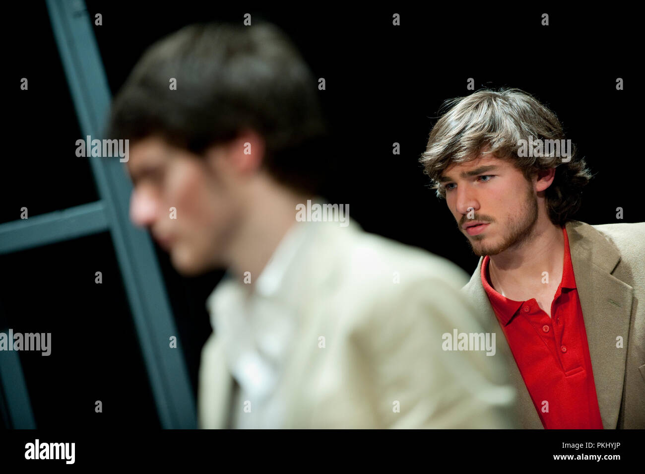 Compagnia di teatro De Dijlezonen giocando " Dieci piccoli indiani' da Agatha Christie, diretto dal Gie Beullens (Belgio, 21/03/2013) Foto Stock