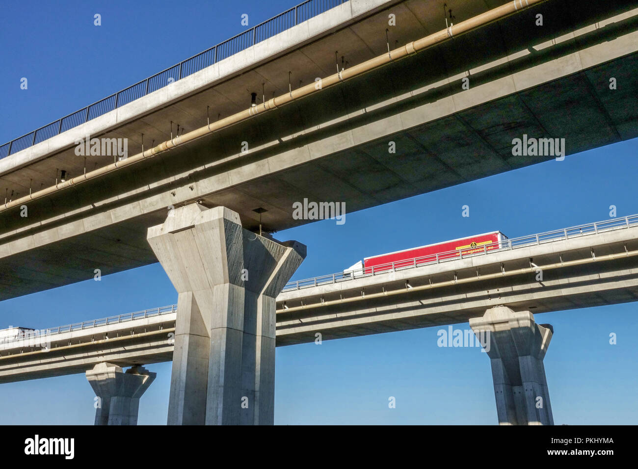 Highway Bridge Repubblica Ceca camion ponte sul cavalcavia Foto Stock