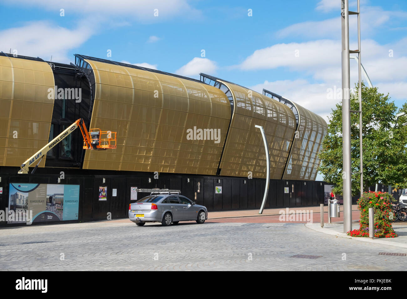 Lavori di costruzione continua sul nuovo sei-cinema in luogo elwick, elwick rd, ashford, kent, Regno Unito Foto Stock