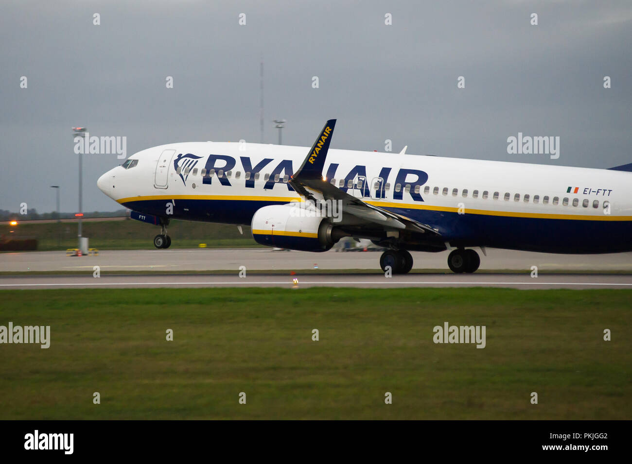 Compagnia aerea a basso costo Ryanair aeromobili Boeing 737-800 in Gdansk, Polonia. 12 settembre 2018 © Wojciech Strozyk / Alamy Stock Photo.Caption locale *** Foto Stock