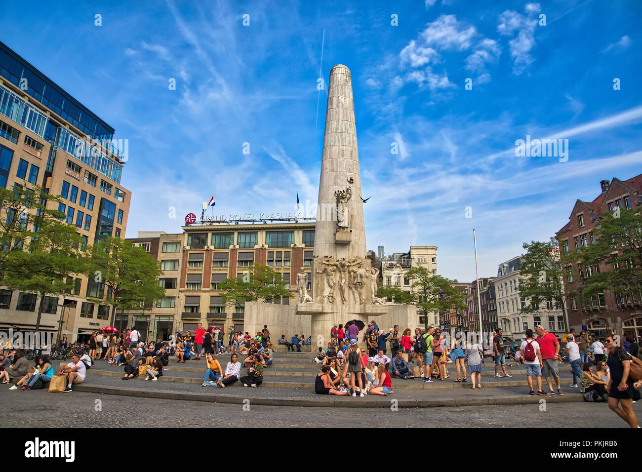 Amsterdam, Paesi Bassi - 7 Luglio 2018: Il monumento sulla piazza Dam in Amsterdam Paesi Bassi Foto Stock