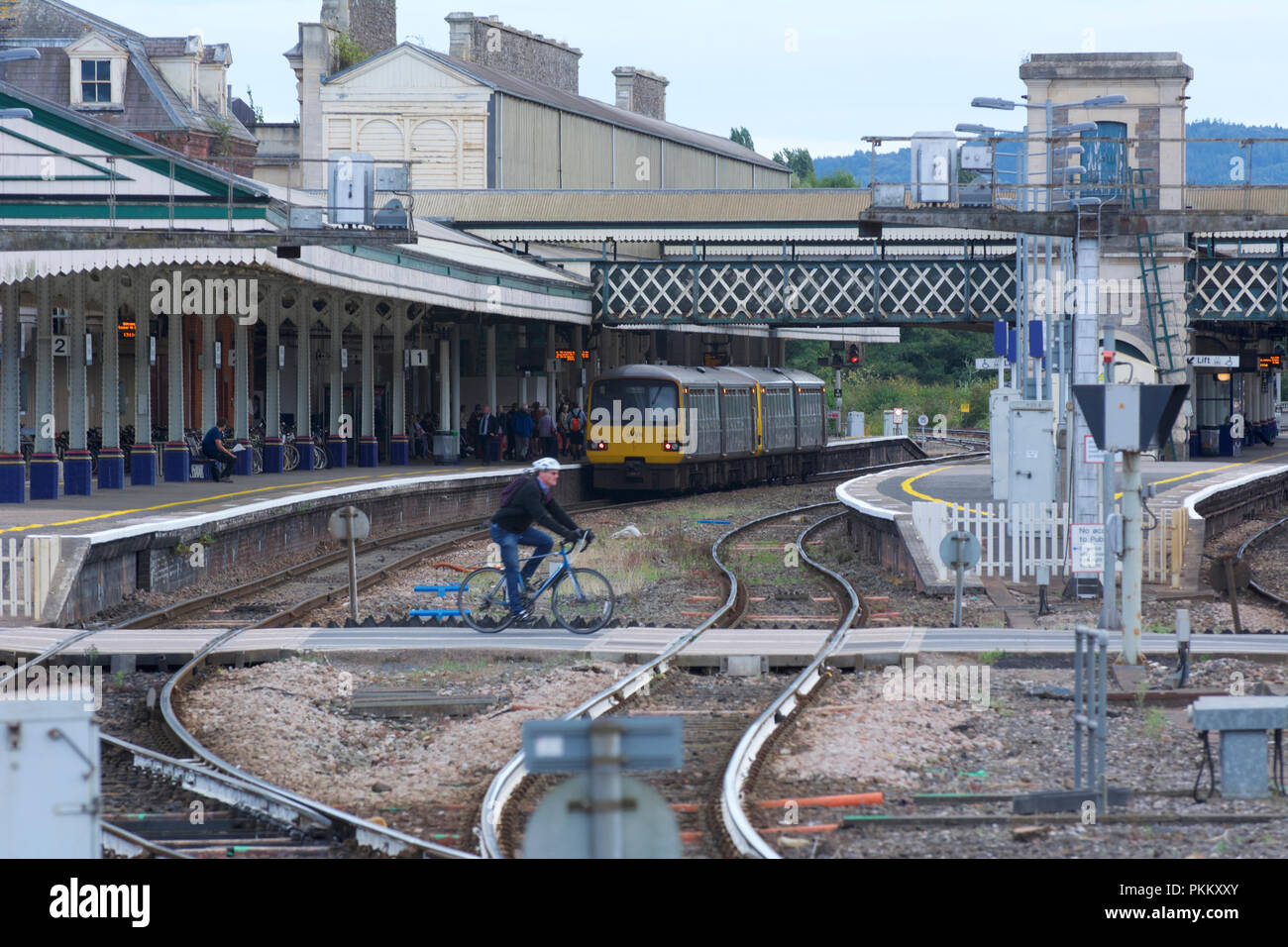 Red Cow passaggio a livello, Exeter St Davids station ,Devon, Regno Unito Foto Stock