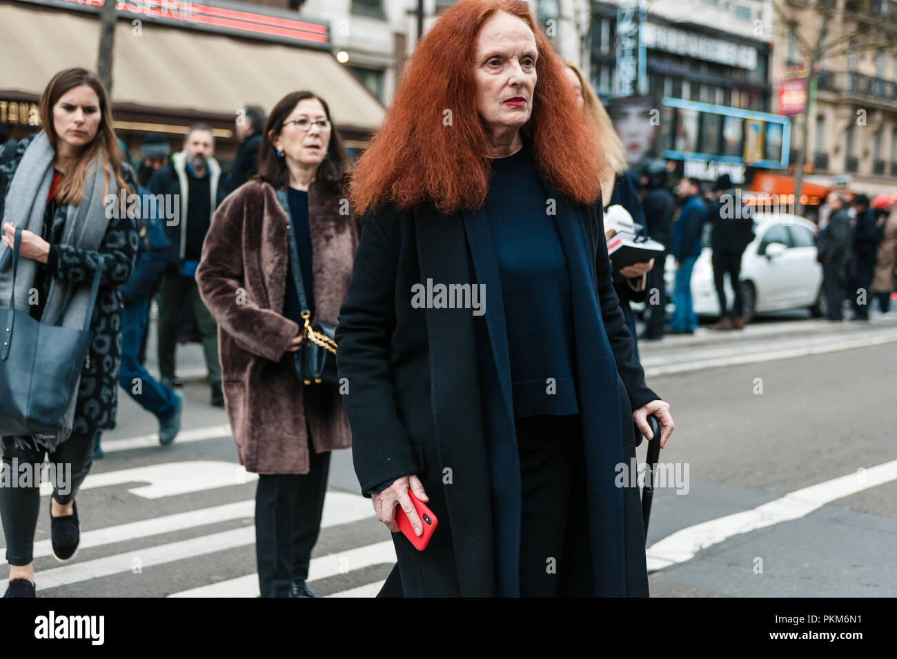 Parigi, Francia - 3 Marzo 2018: il direttore creativo di Vogue grazia Coddington dopo ALTUZARRA mostra alla settimana della moda di Parigi FW'18-19 Foto Stock