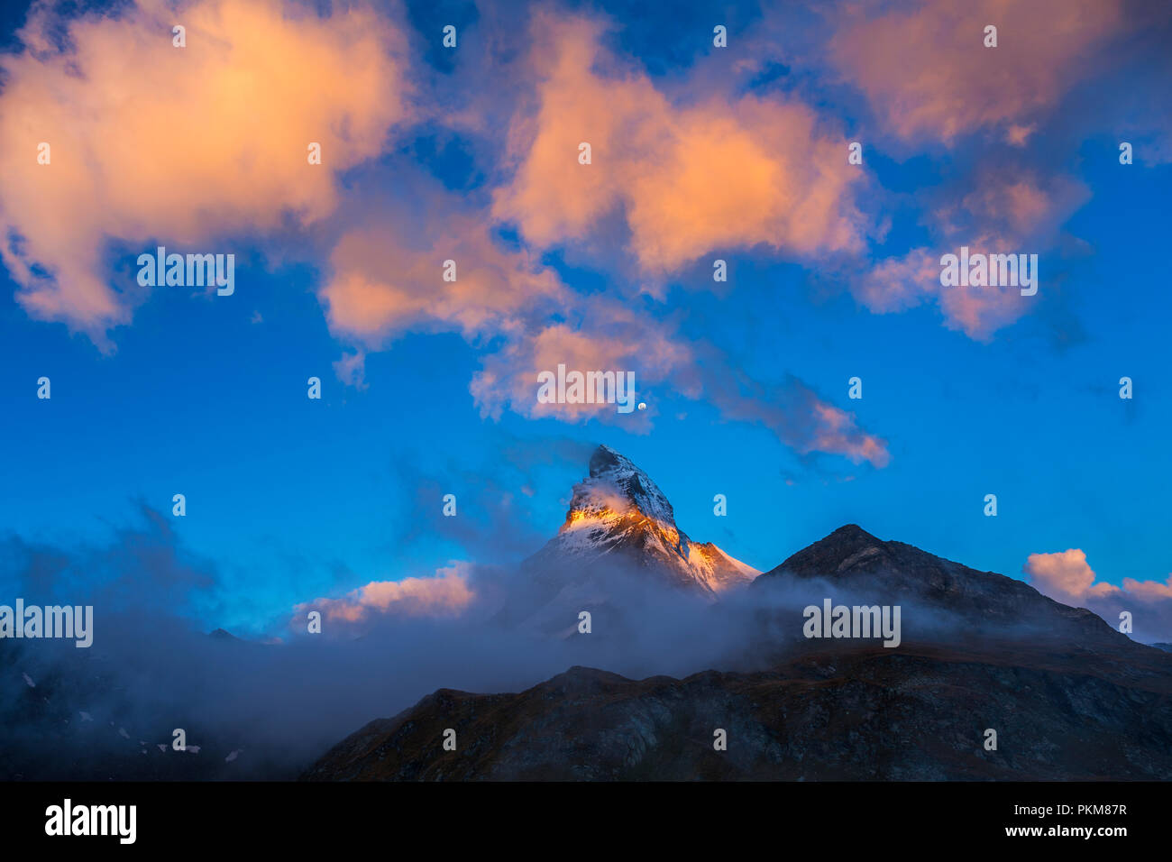 Monte Cervino picco. Cervino picco di montagna. Zermatt. Alpi svizzere . Vallese. La Svizzera. L'Europa. Foto Stock