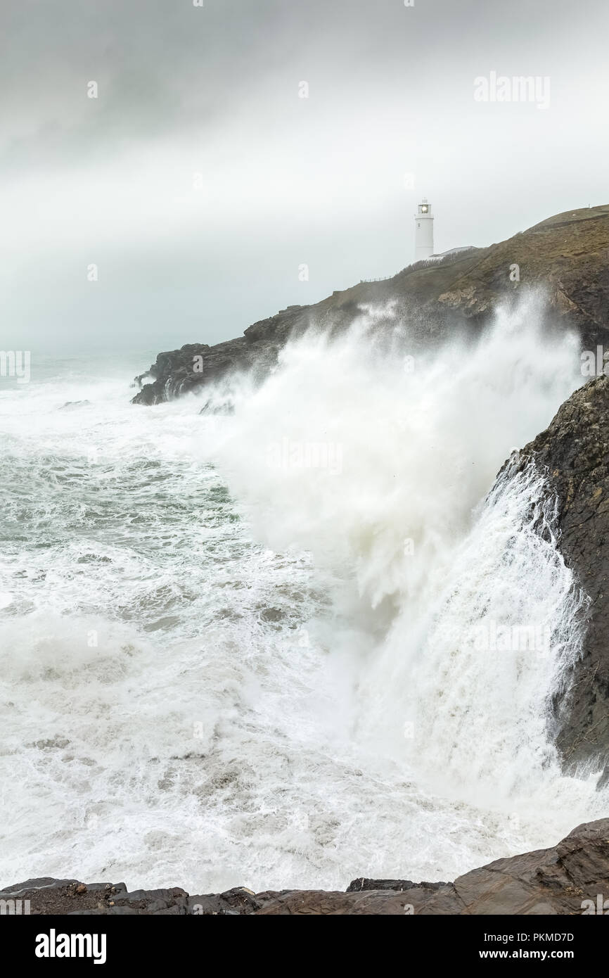 Tempesta atlantica, Trevose Head, Cornwall - 3 Foto Stock