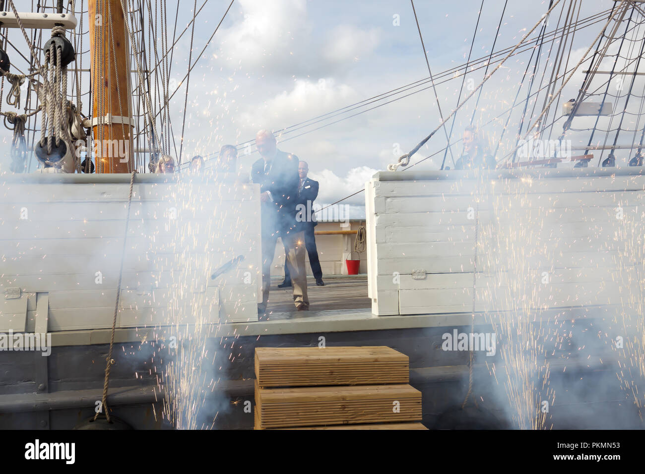 Southampton, Regno Unito, 14 settembre 2018, Southampton Boat show è stata ufficialmente aperta dal tv ambientalista, Miranda Krestovnikoff e Sir Robin Knox-Johnston come sua celebra il cinquantesimo anno. Credito: Keith Larby/Alamy Live News Foto Stock