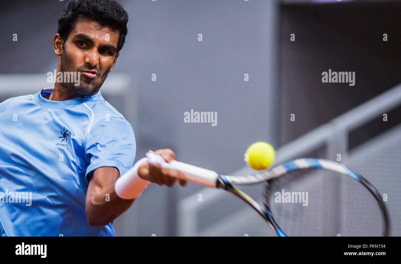 Kraljevo, Serbia. Pranesh Gunneswaran (IND) restituisce Credito: Nikola Krstic/Alamy Live News Foto Stock