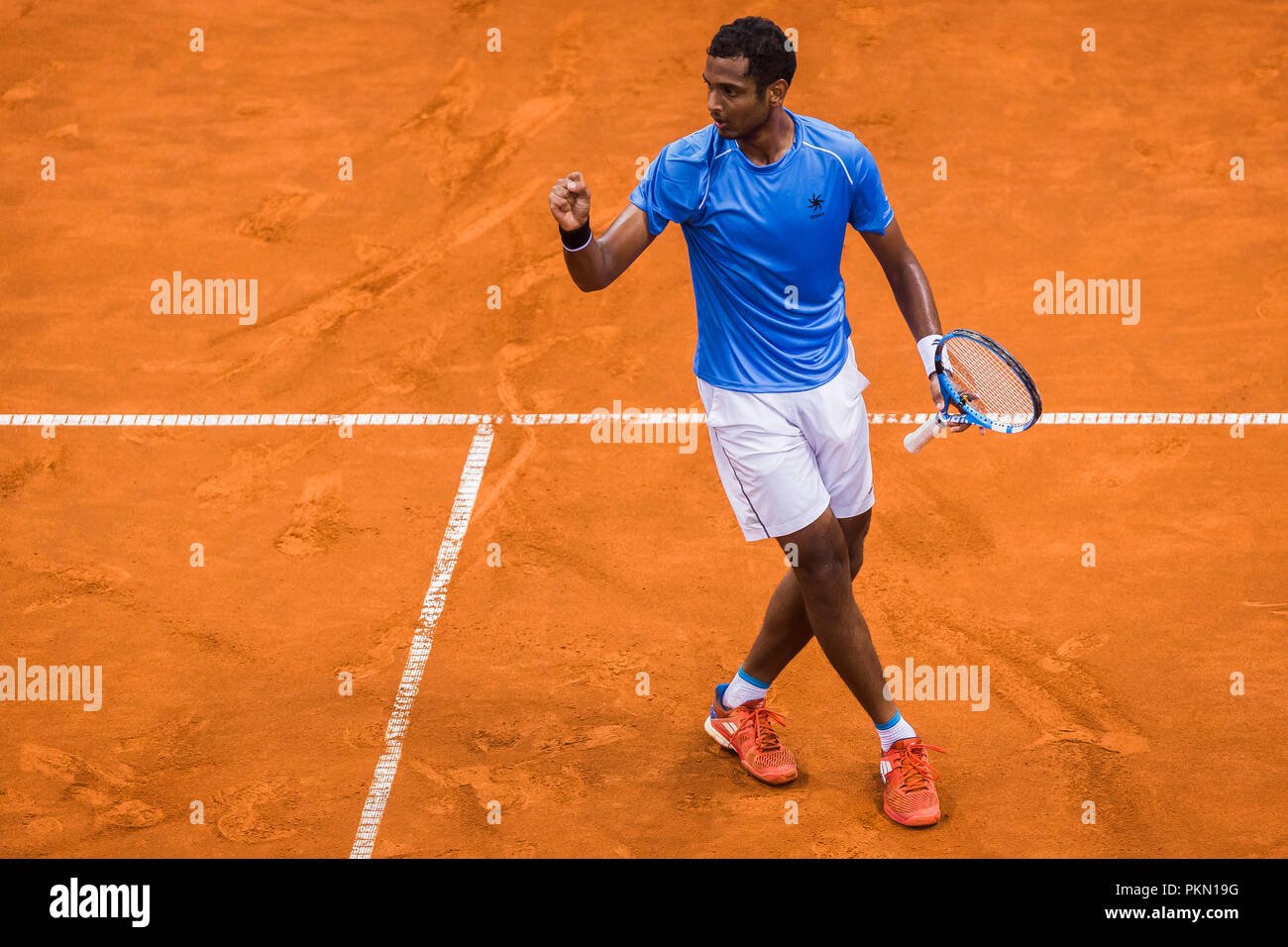 Kraljevo, Serbia. 14 settembre 2018, Kraljevo impianto sportivo, Kraljevo, Serbia; Tennis Davis Cup World Group, play-off, Serbia contro l'India; Ramkumar Ramanathan (IND) celebrare dopo aver vinto un credito di gioco: Nikola Krstic/Alamy Live News Foto Stock