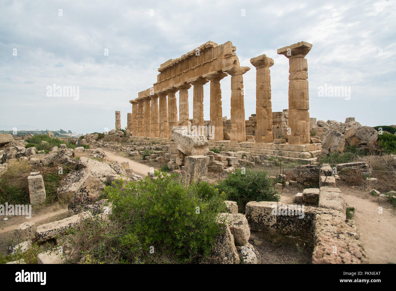 Säulen des Tempel der Akropolis in Selinunt Sizilien Foto Stock