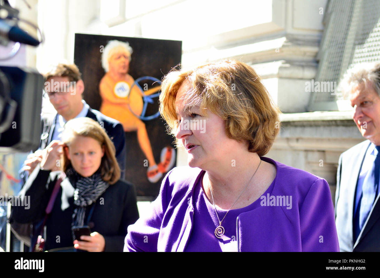 Nathalie Loiseau, ministro francese per gli affari europei, entrando a Downing Street durante un 3 ore di riunione di gabinetto per discutere Brexit - XIII SETT 2018, Lo Foto Stock