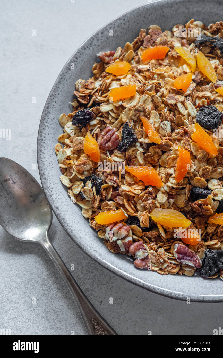 Ciotola di muesli frutta Foto Stock