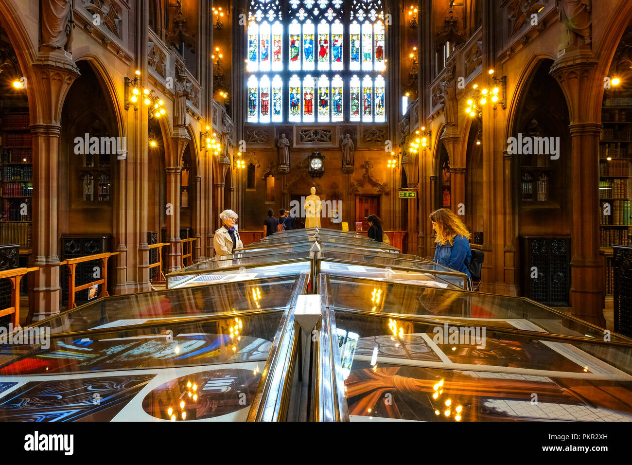 Manchester, Regno Unito - 18 Maggio 2018: John Rylands Library costruito nel 1988 da Enriqueta Rylands, sua moglie dopo Giovanni della morte, è aperto al pubblico nel 1900. Il Foto Stock