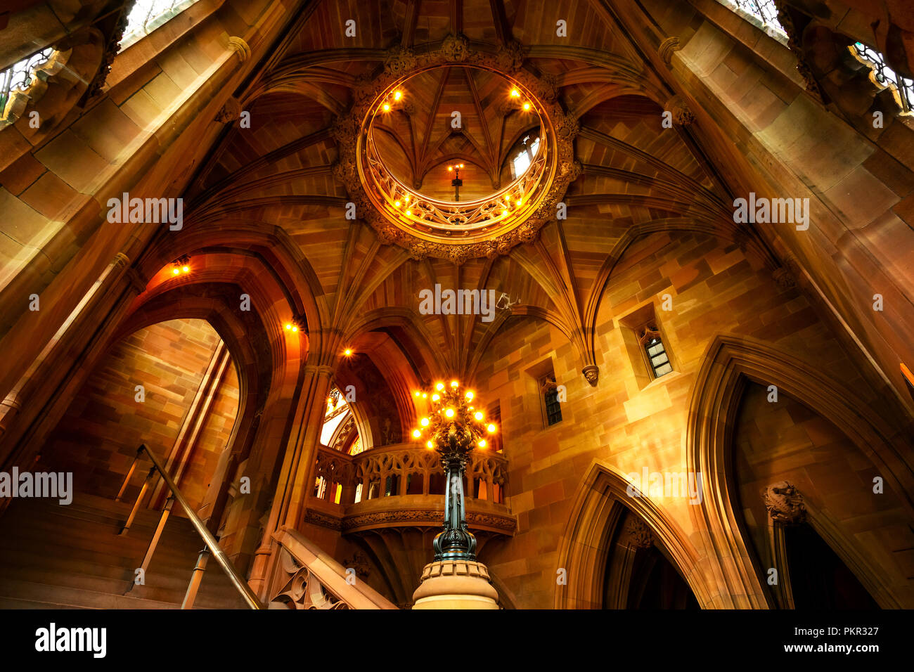 Manchester, Regno Unito - 18 Maggio 2018: John Rylands Library costruito nel 1988 da Enriqueta Rylands, sua moglie dopo Giovanni della morte, è aperto al pubblico nel 1900. Il Foto Stock